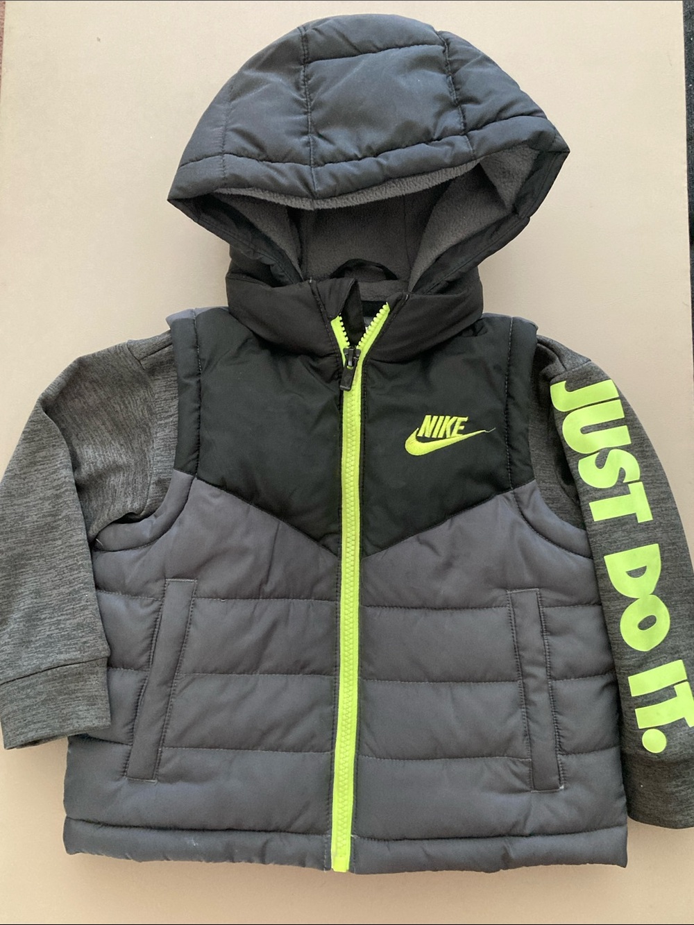 Nike Gray Hooded Puffer Vest Jogger Sleeves Jacket Neon Green Accents Size 2T
